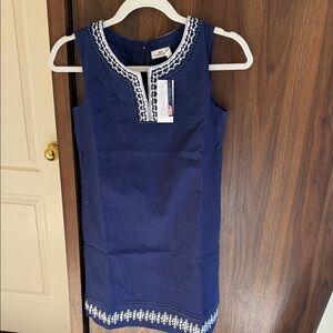 Vineyard Vines Navy Dress with White Embroidery